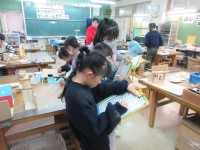 図工アートクラブ見学の様子