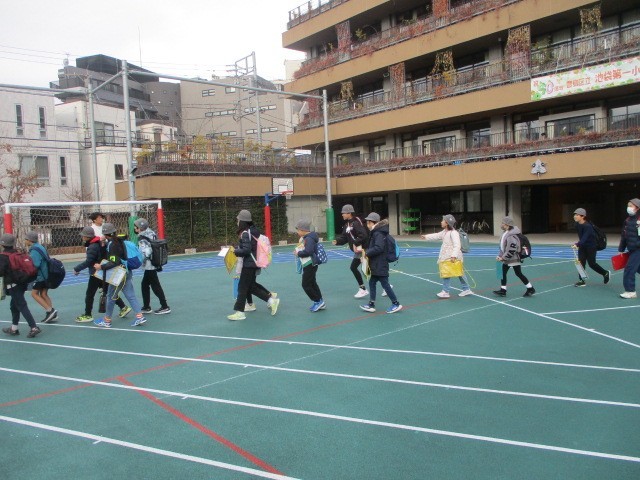 ５年社会科見学３