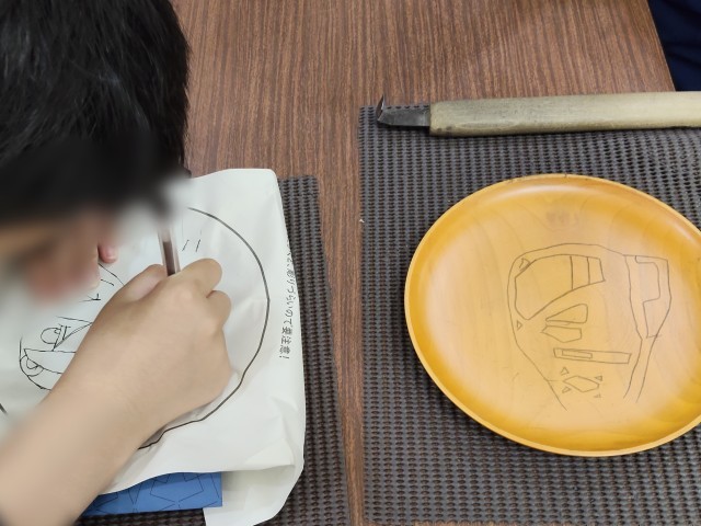 下描き