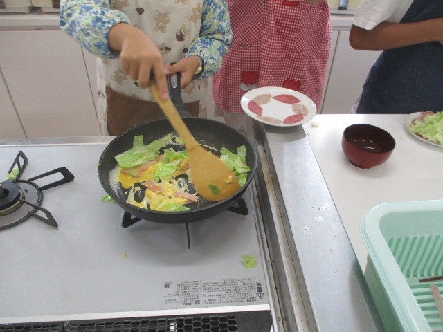 調理実習（６年３）