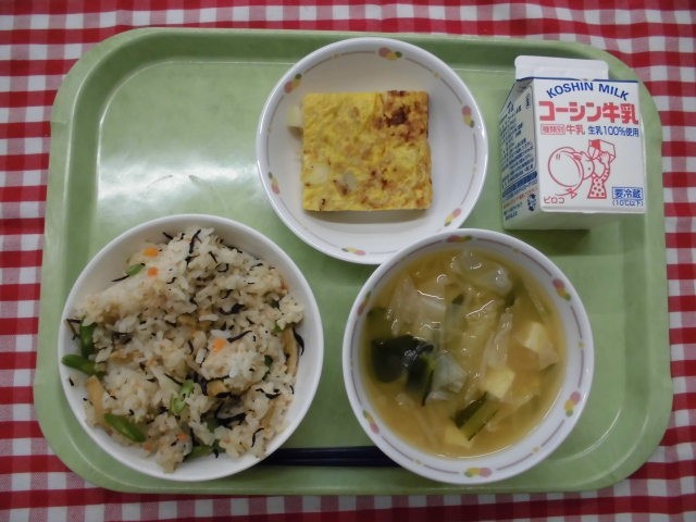 １２月１６日の給食