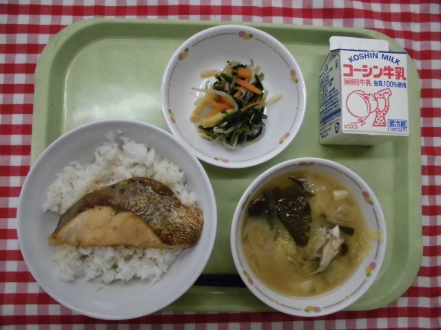 ４月２３日の給食
