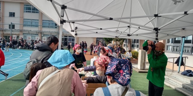 ごま、きな粉、しょうゆ、3つの味