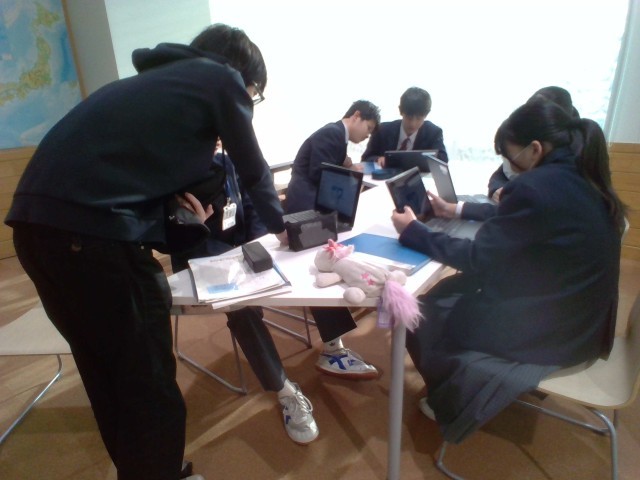 Eグループ（amazon・若松屋）